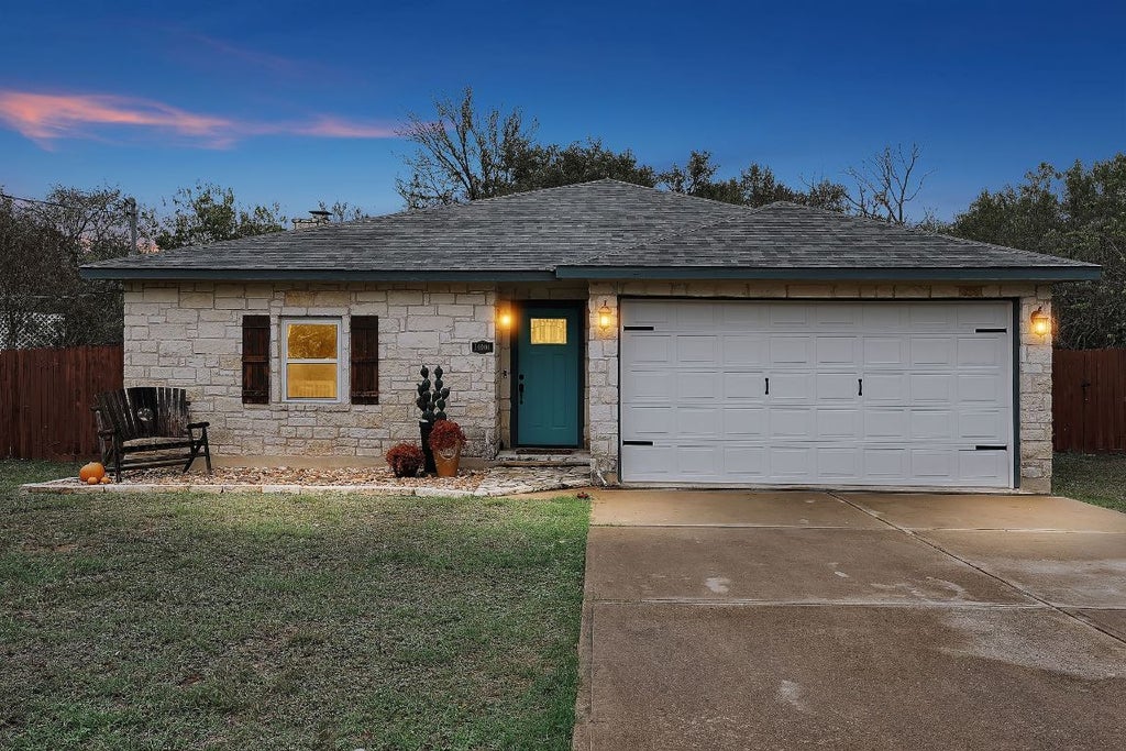 14906 Foy Drive, Lakeway