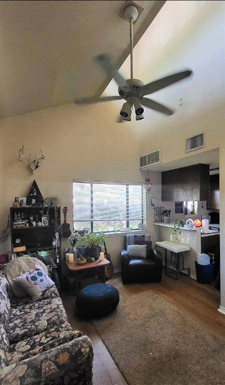 601 Nelray Boulevard 1, Austin