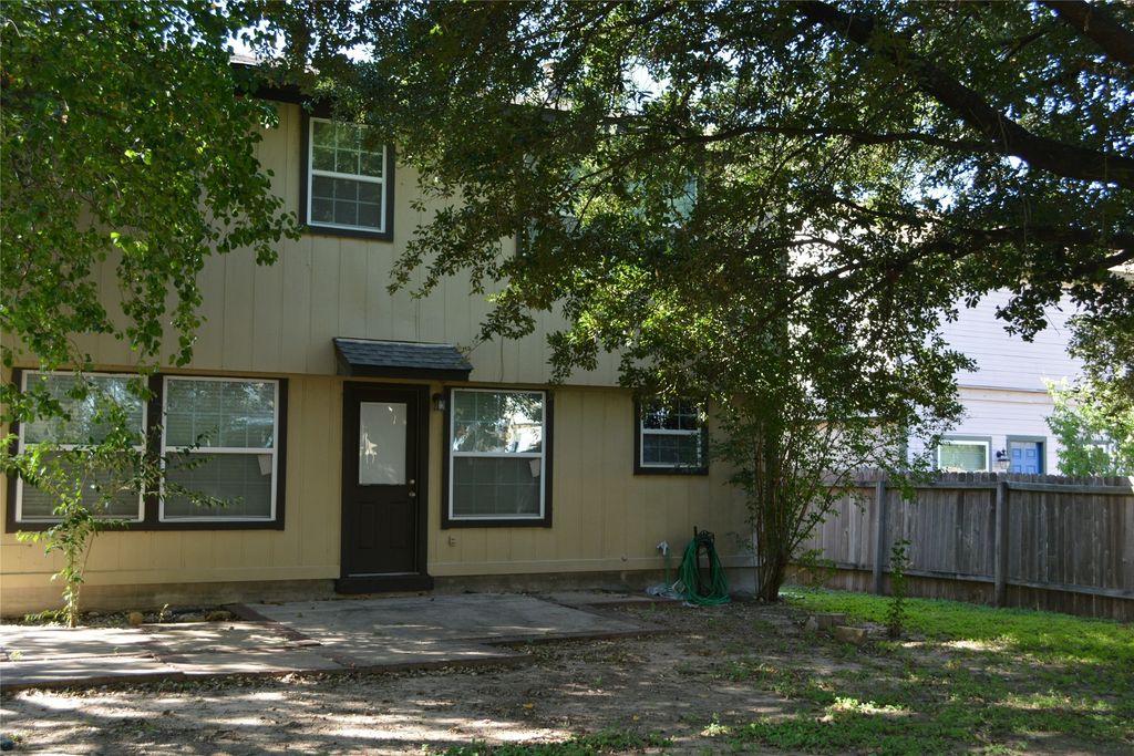13703 Cambourne Drive, Pflugerville