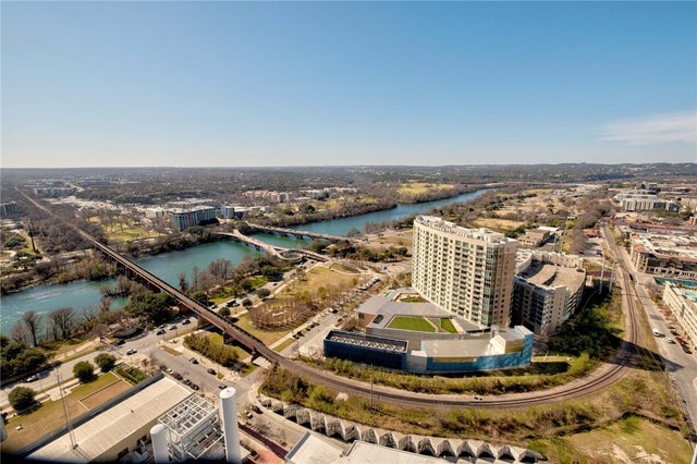 222 West Avenue 3010, Austin