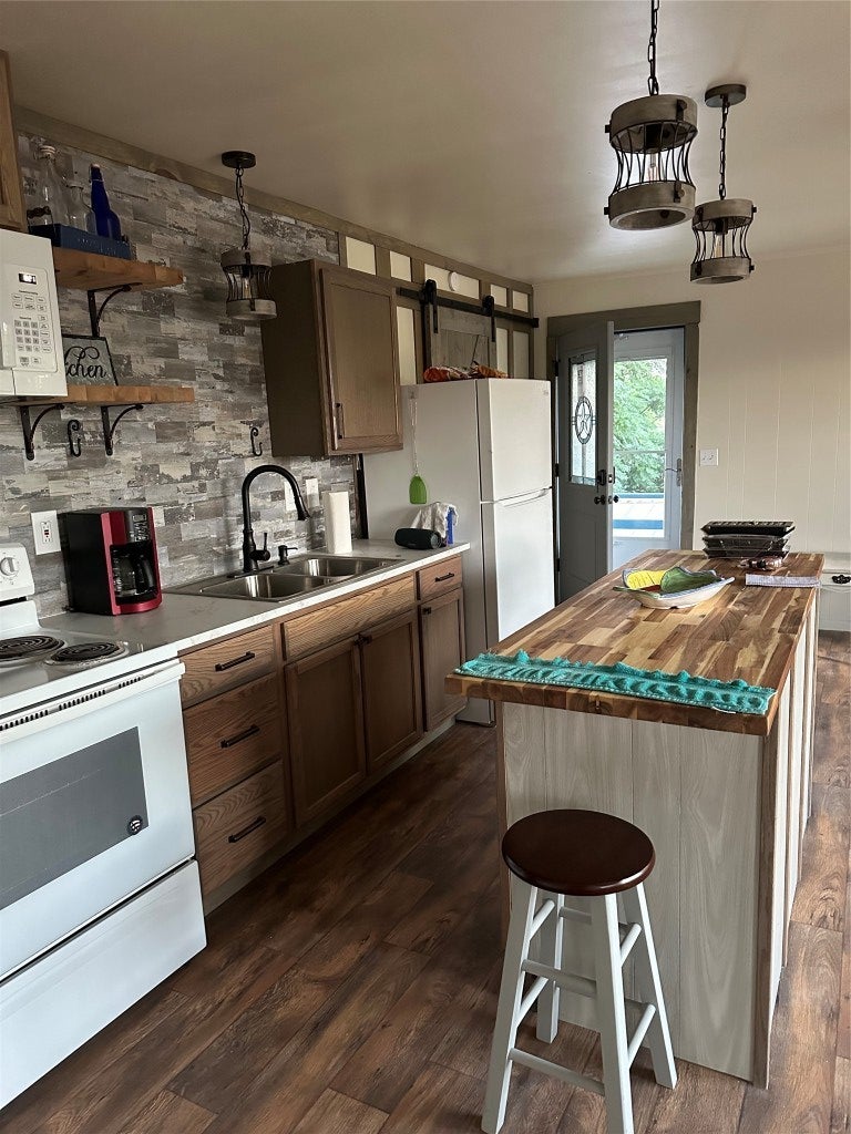 Photo of Listing #1972166