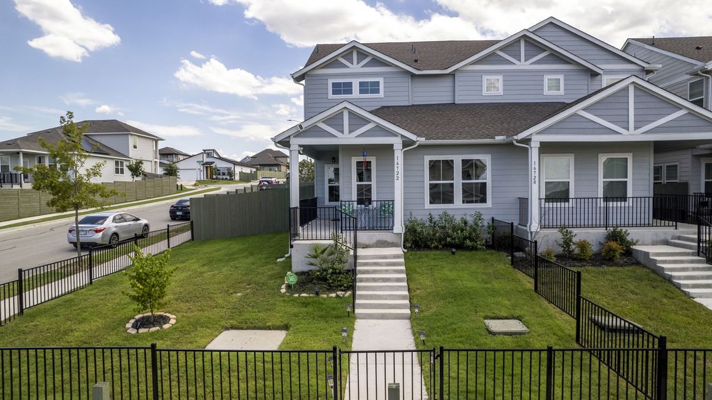 16722 Sonoma Breeze Drive, Manor
