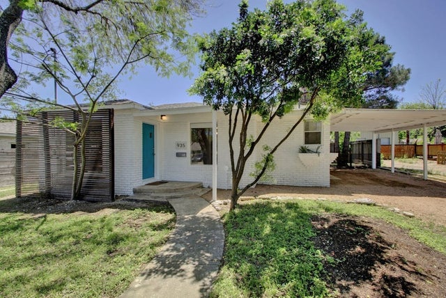 935 E 53 1/2 Street, Austin