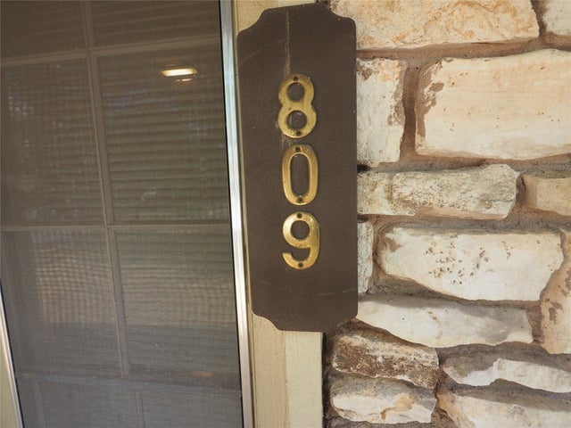 809 Maryland Drive, Austin
