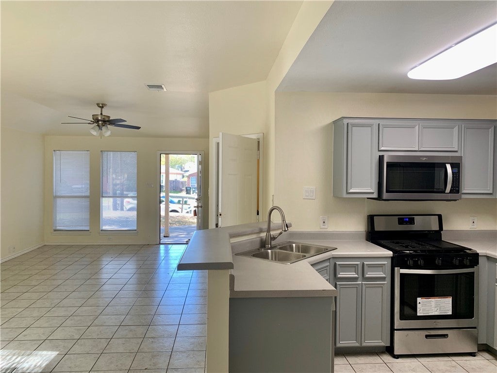 206-b Tamara Court, Georgetown