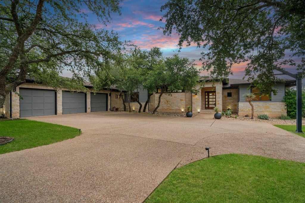 332 Rugged Earth Drive 1, Austin
