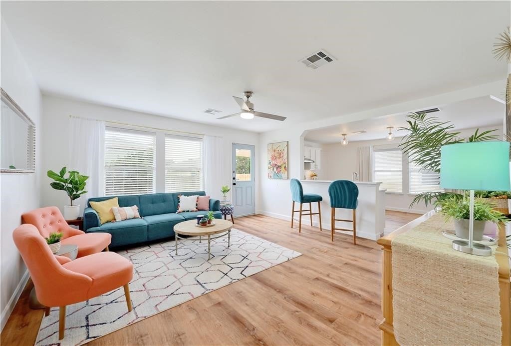 12329 Sky Harbor Drive, Del Valle