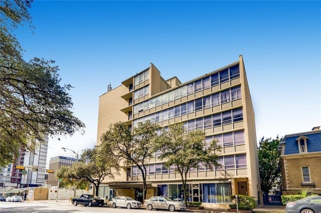 1800 Lavaca Street 607, Austin