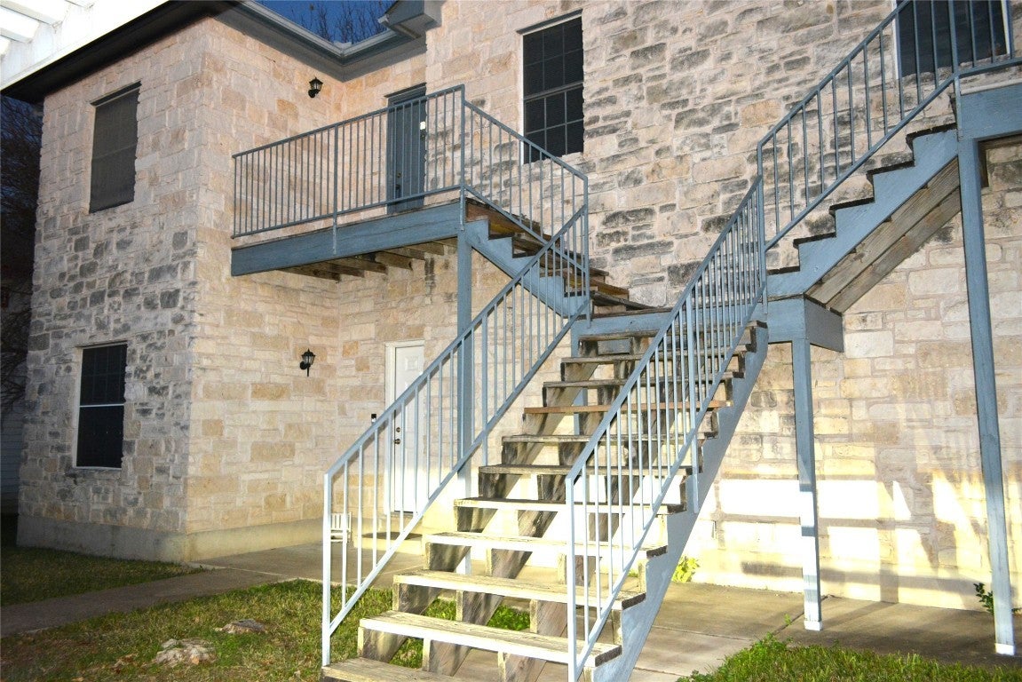 Photo of Listing #1988328