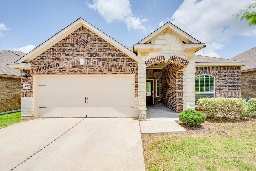 13720 Nelson Houser Road, Manor