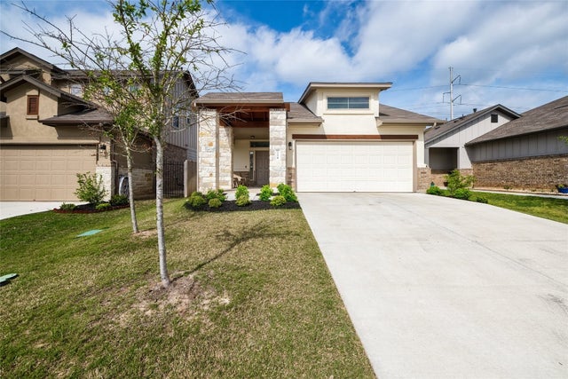 128 Shearwater Lane, Leander