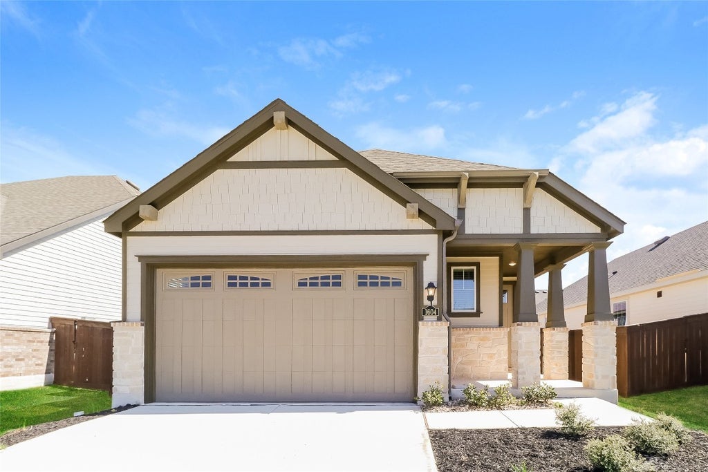1604 Mexican Heather Drive, Leander
