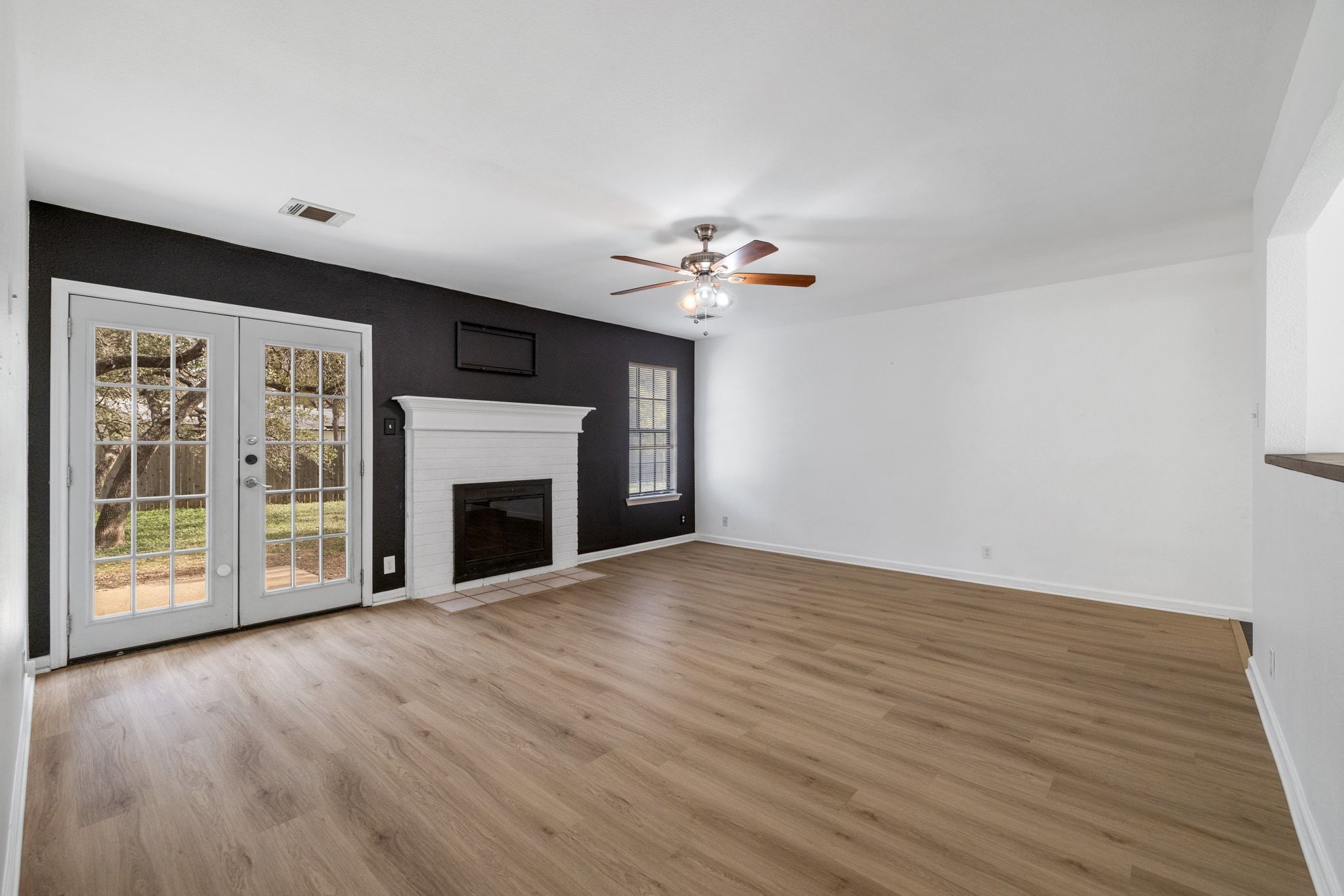 Photo of Listing #2931092