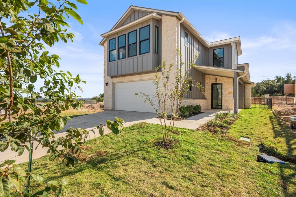 711 N Paleface Ranch Road 3, Spicewood