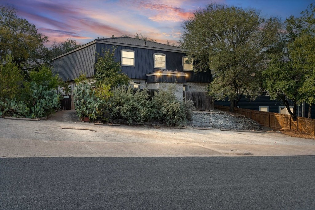 2800 Westhill Drive 103, Austin