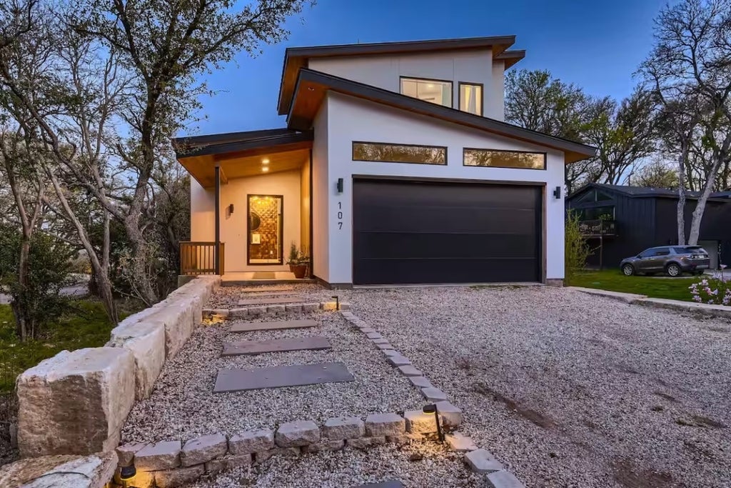107 Blue Ridge Trail, Austin
