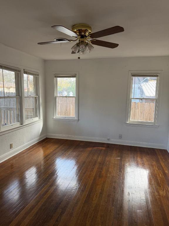 Photo of Listing #1027945