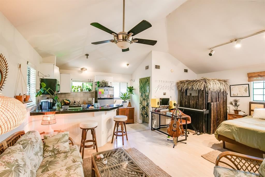 2400 Thornton Road B, Austin