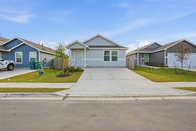 23513 Tiny Moons Way, Elgin