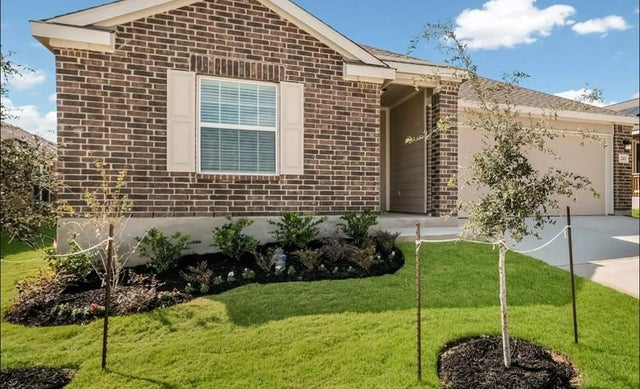 3012 Shore Lark, New Braunfels