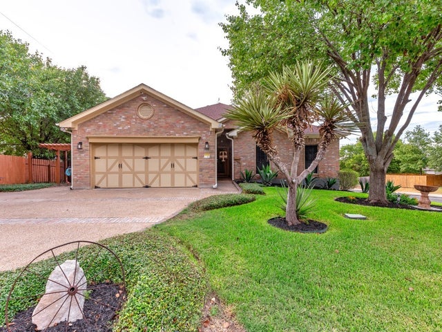 1900 Red Rock Drive, Round Rock