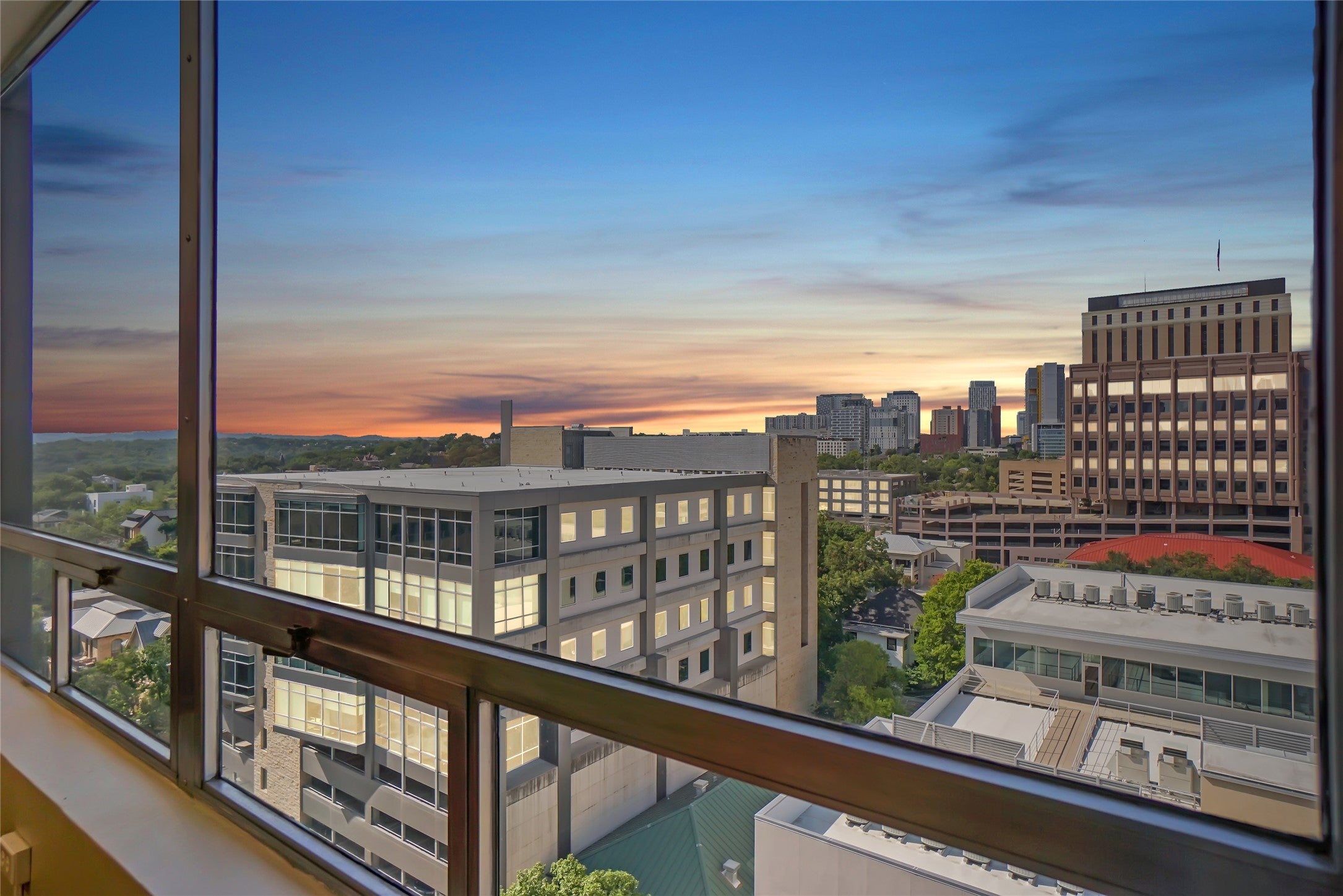 Photo of Listing #5211913