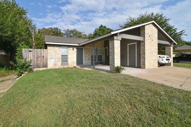 1810 Nicole Circle B, Round Rock