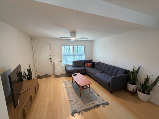 300 Crockett Street 201, Austin