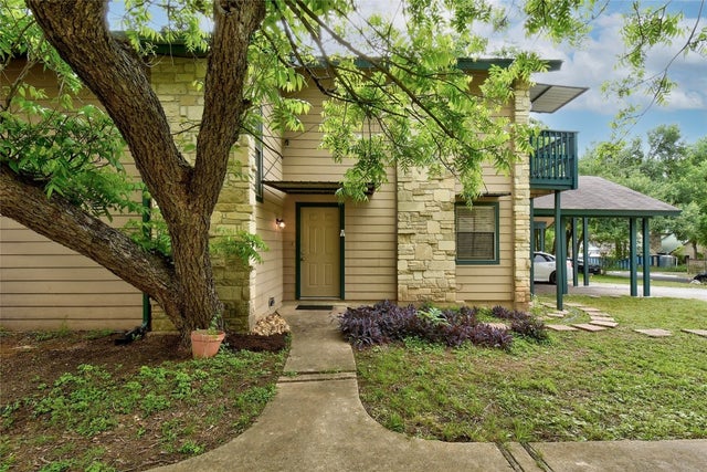1800 Cinnamon Path A, Austin