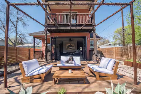 84 Anthony Street, Austin