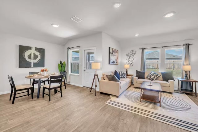 13804 Bothwell Place, Manor