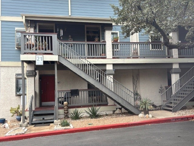 2215 Post Road 2044, Austin