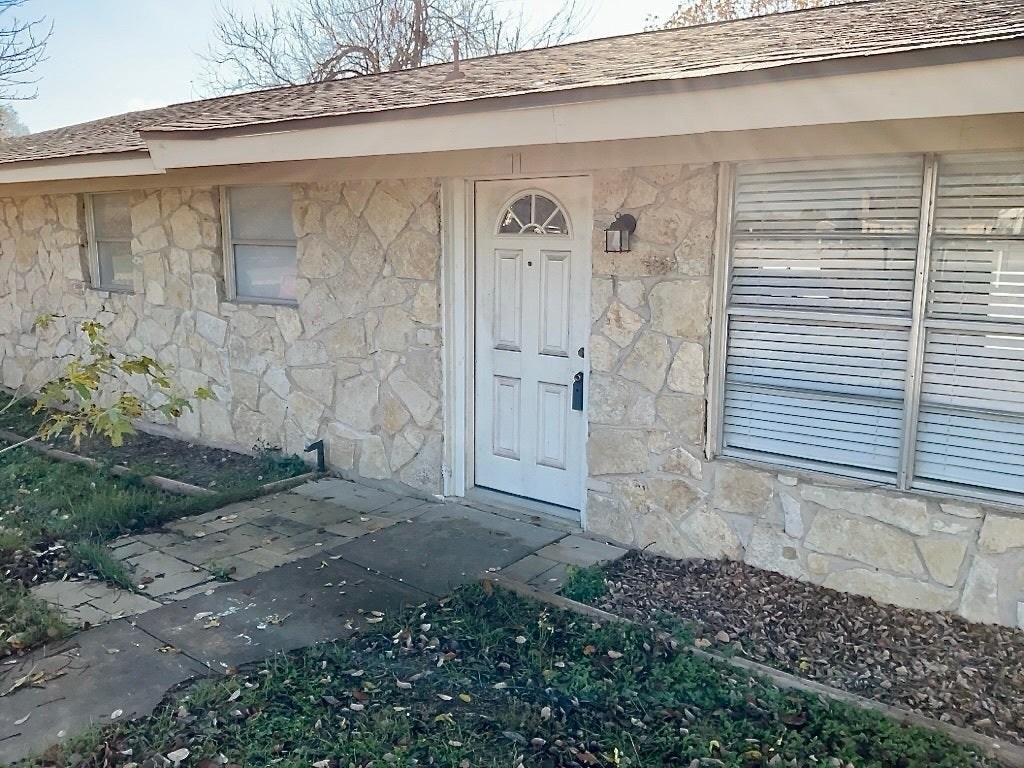 308 Highland Estates Drive 310, Round Rock