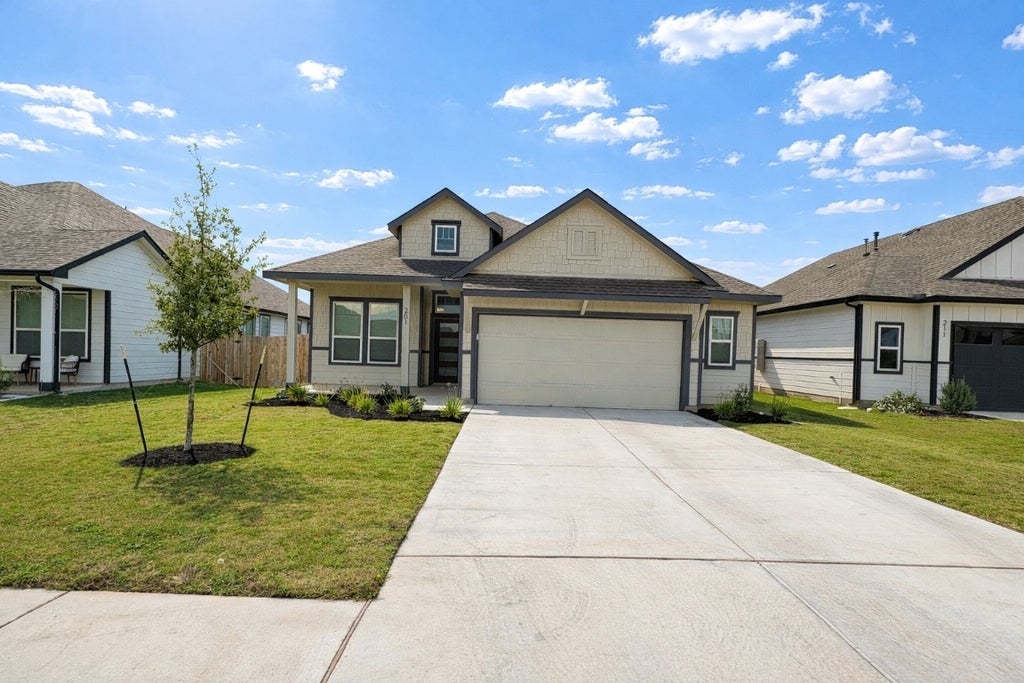 201 Arches Drive, Kyle