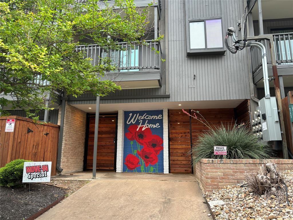 3301 Red River Street 212, Austin