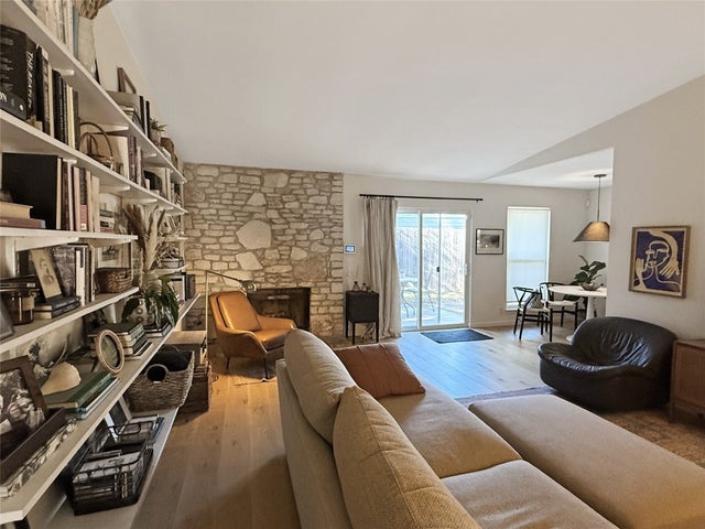 911 Sirocco Drive, Austin