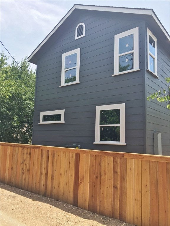 700 E 45th Street B, Austin