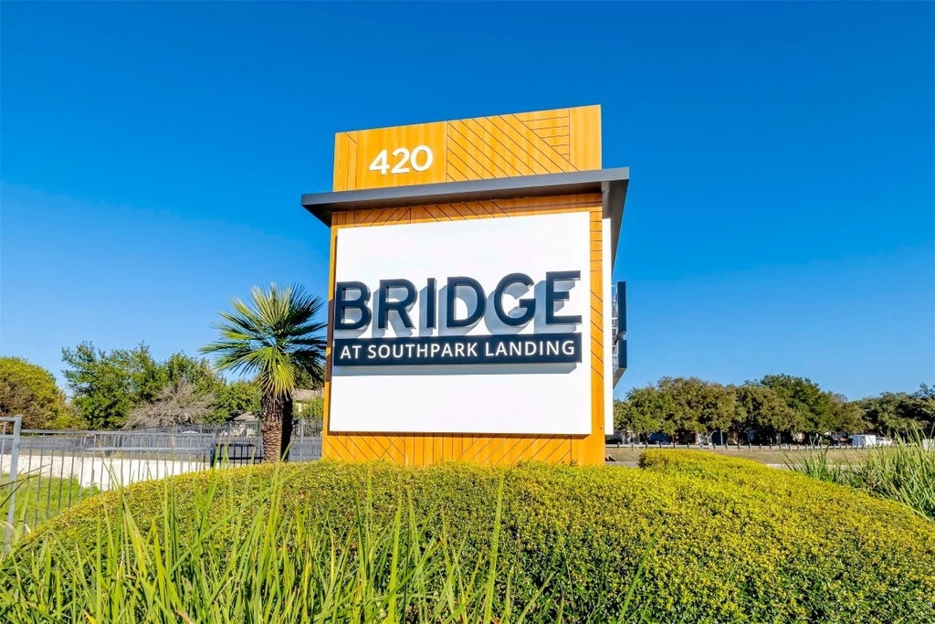 420 W Slaughter Lane 09-0935, Austin