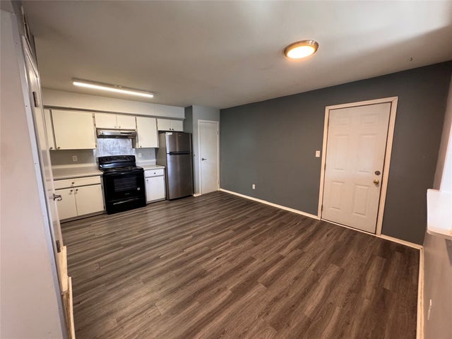 1050 Fm 970 C, Florence