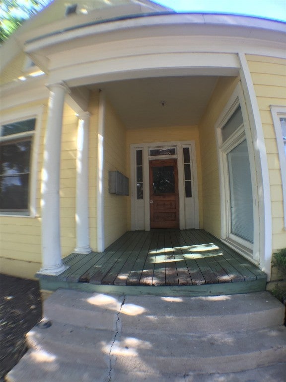 Photo of Listing #1897299