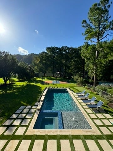 2007 Manana Street, Austin