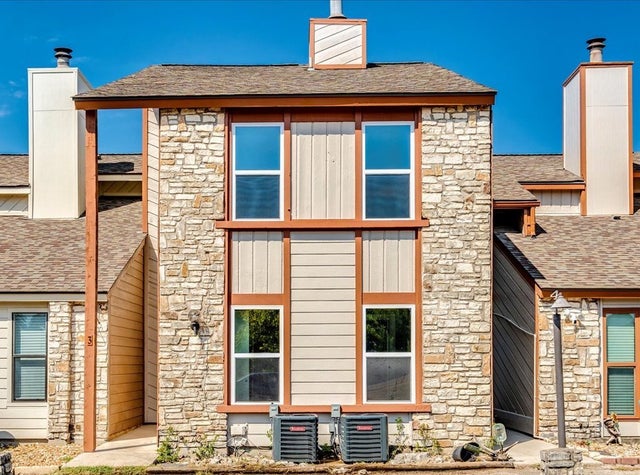 3 Cypress Fairway Village, Wimberley