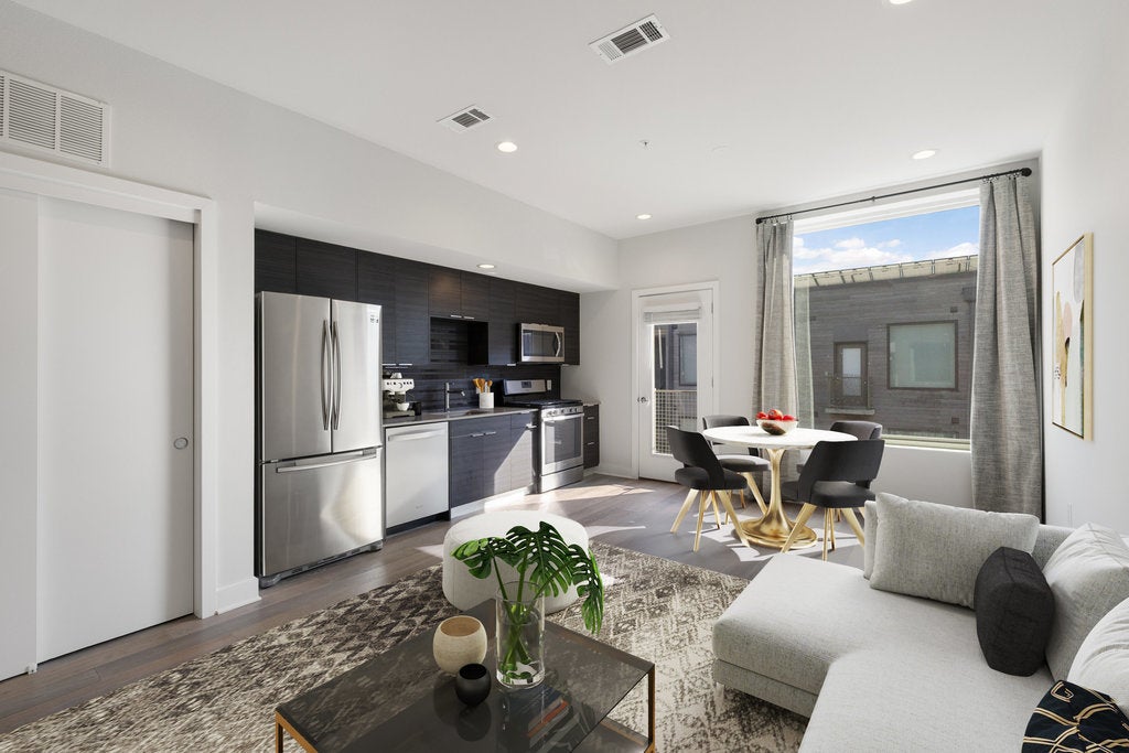 Photo of Listing #7997824