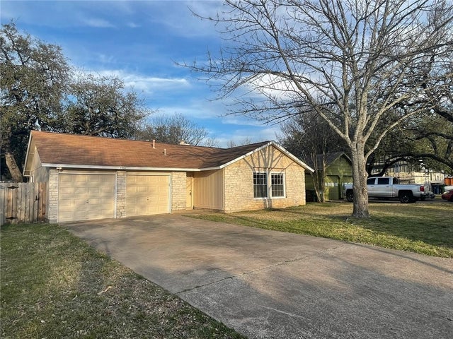 7906 Scotland Yard, Austin