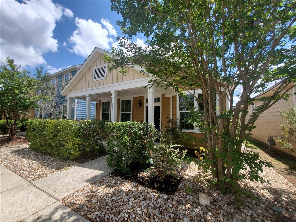 Photo of Listing #2867395