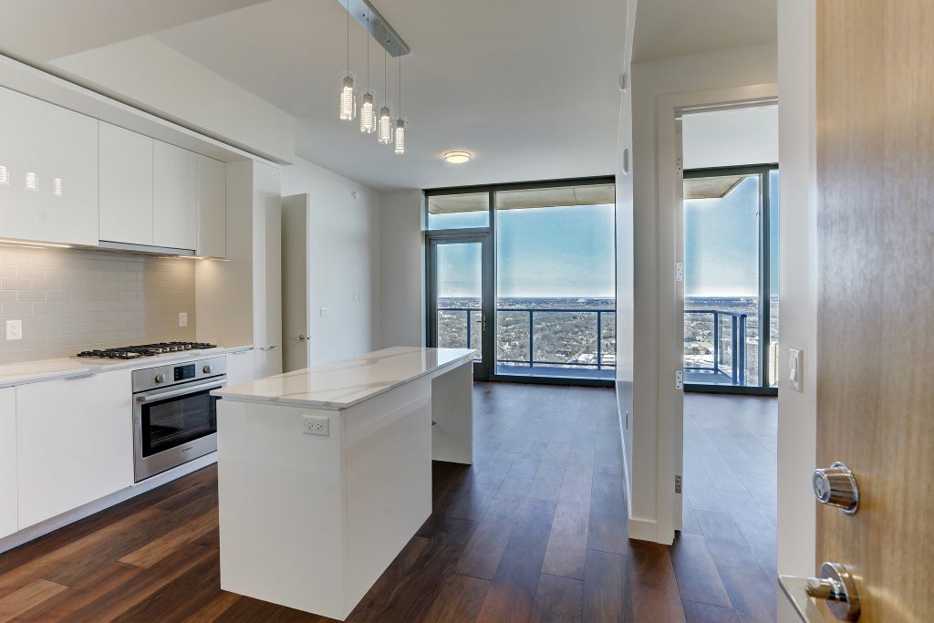 44 East Avenue 2908, Austin
