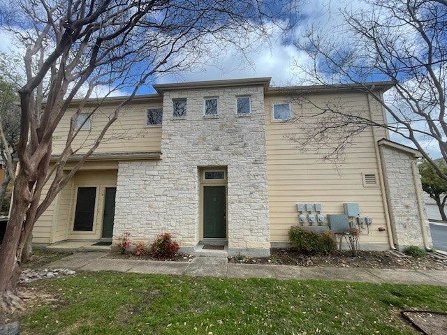 Photo of Listing #3295220