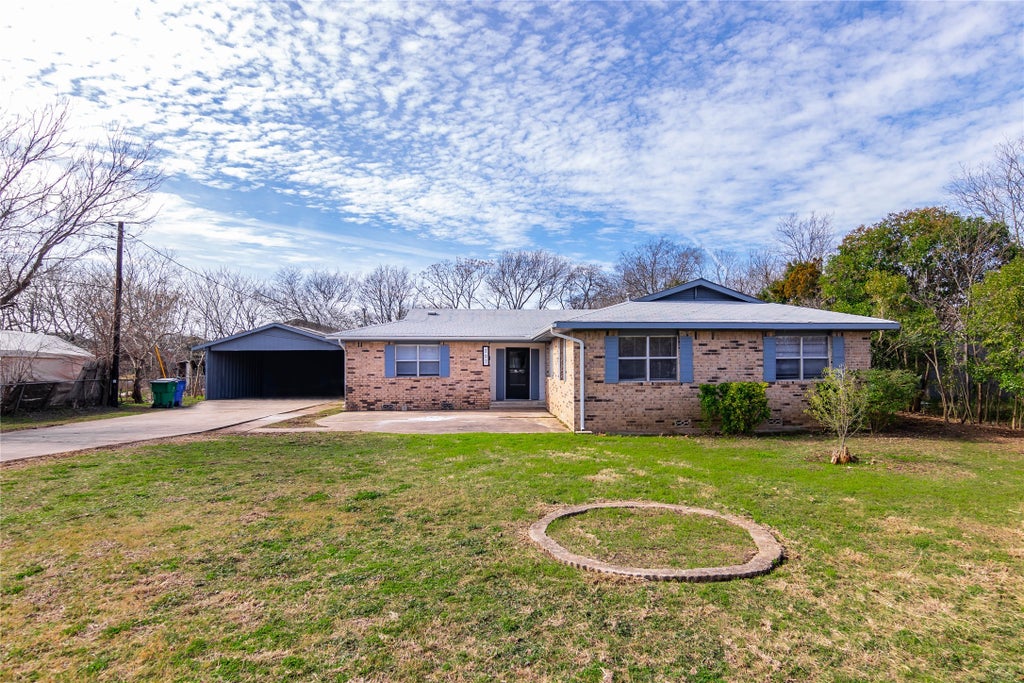 207 N Cougar Avenue, Cedar Park