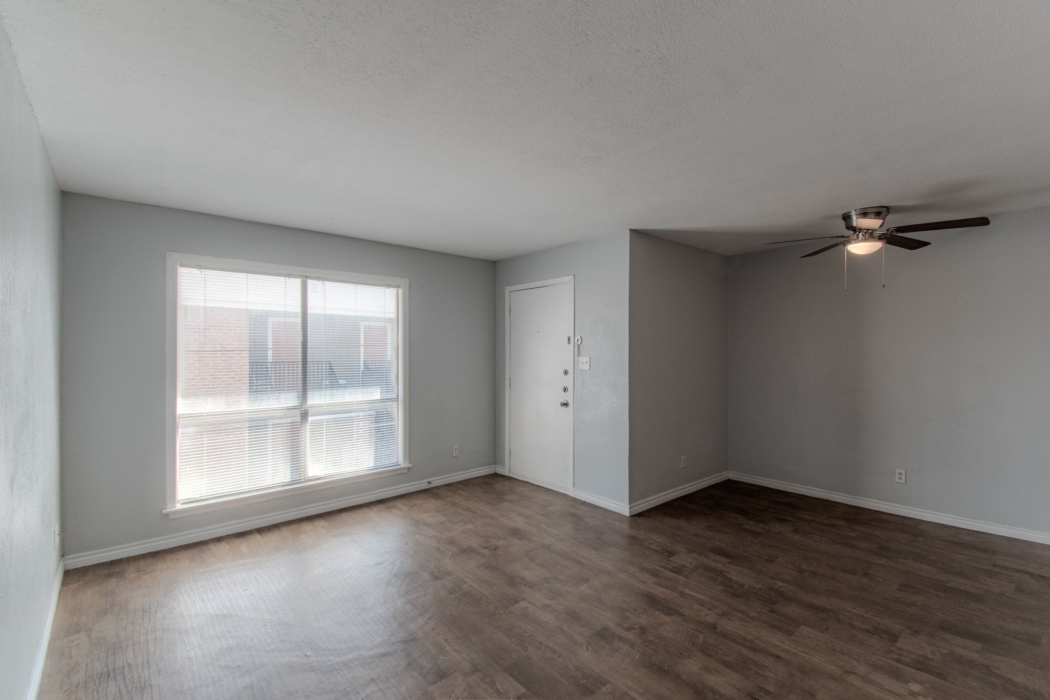 Photo of Listing #4027526