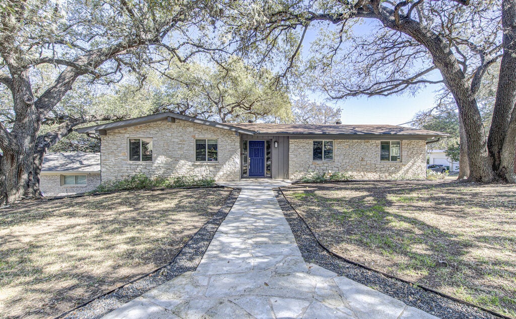 2400 Spring Creek Drive, Austin